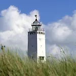 Met Prive Tuin, Dichtbij Holiday home Noordwijk