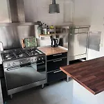 Holiday home Met Prive Tuin, Dichtbij Noordwijk
