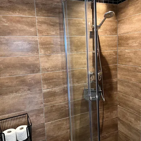 Met Prive Tuin, Dichtbij