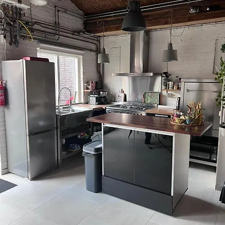 Met Privé Tuin, Dichtbij Hébergement de vacances *