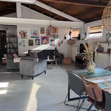 Met Prive Tuin, Dichtbij *