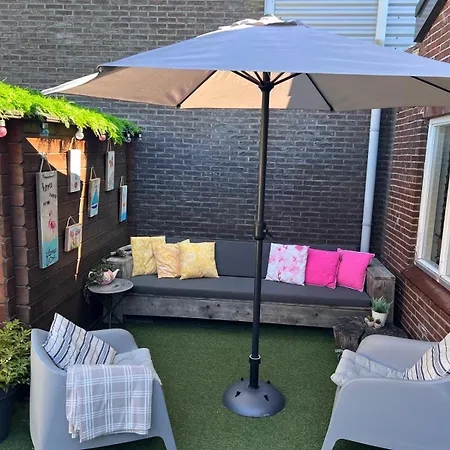 Met Prive Tuin, Dichtbij Tatil Evi *