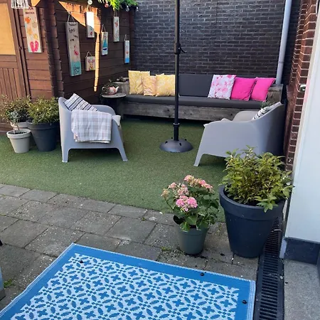 Met Privé Tuin, Dichtbij Hébergement de vacances *