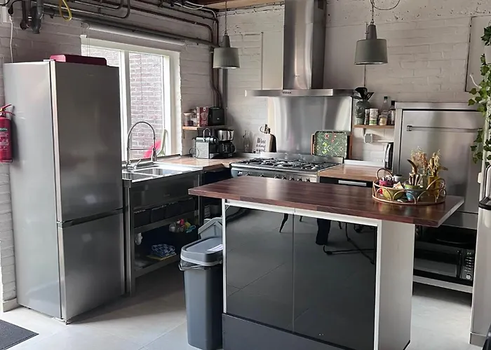 Met Prive Tuin, Dichtbij Dom wakacyjny *