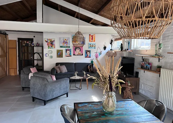 Met Prive Tuin, Dichtbij Noordwijk