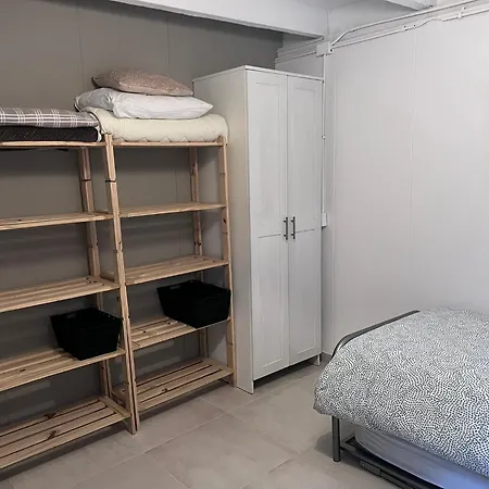 Met Prive Tuin, Dichtbij * נורדוויק