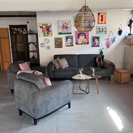 בית נופש Met Prive Tuin, Dichtbij *