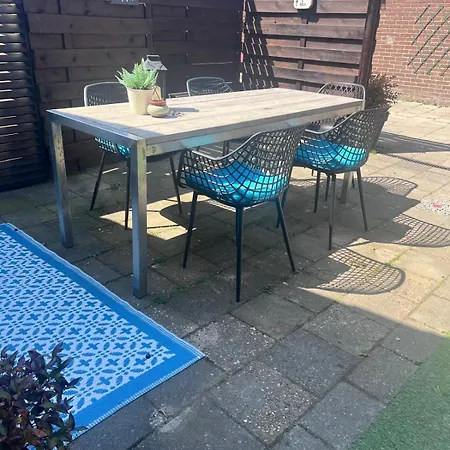 Met Prive Tuin, Dichtbij